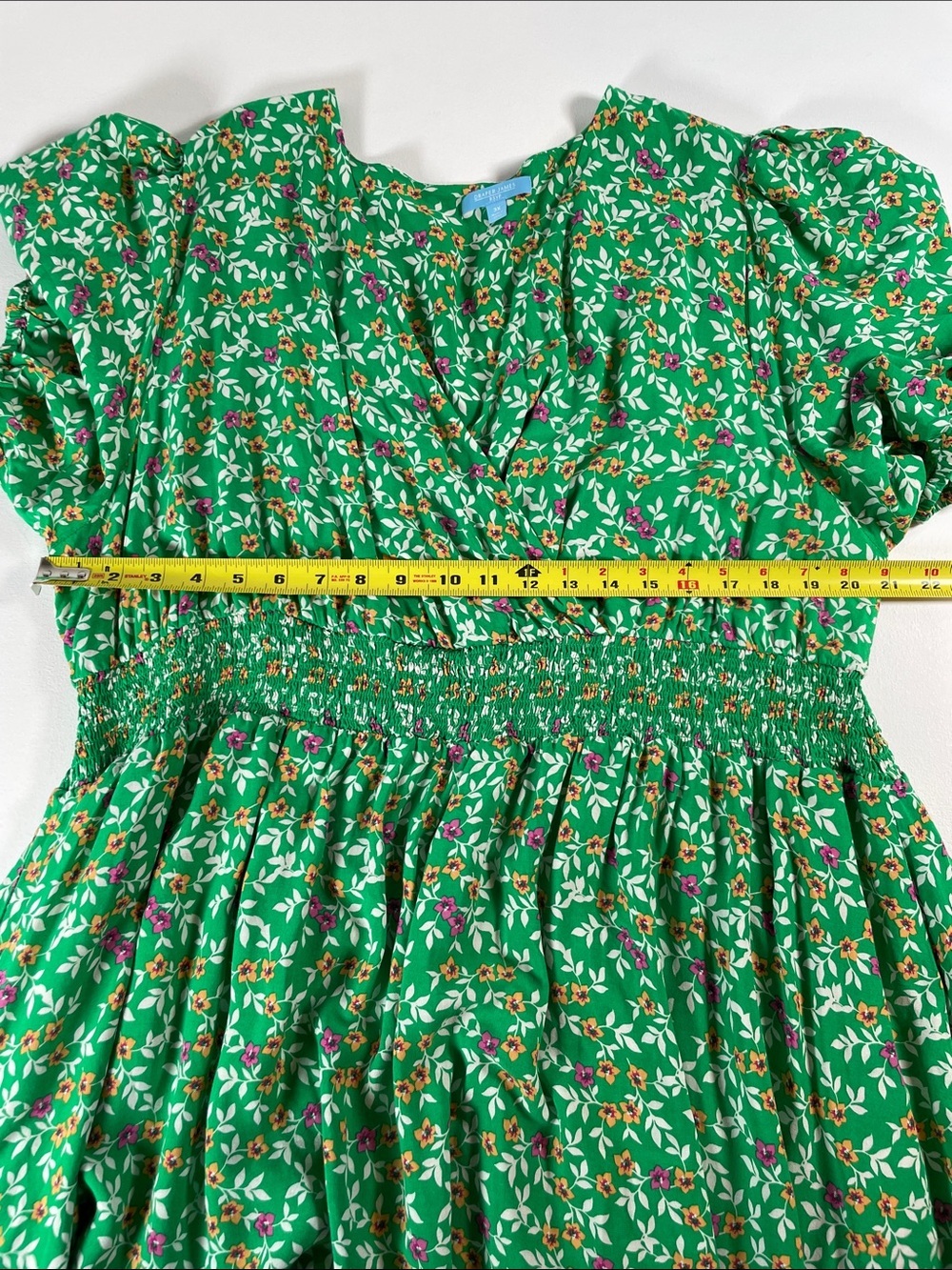 Draper James Green Floral V-Neck Smocked Midi Dress with Puff Sleeves - Size 3X - Picture 5 of 12